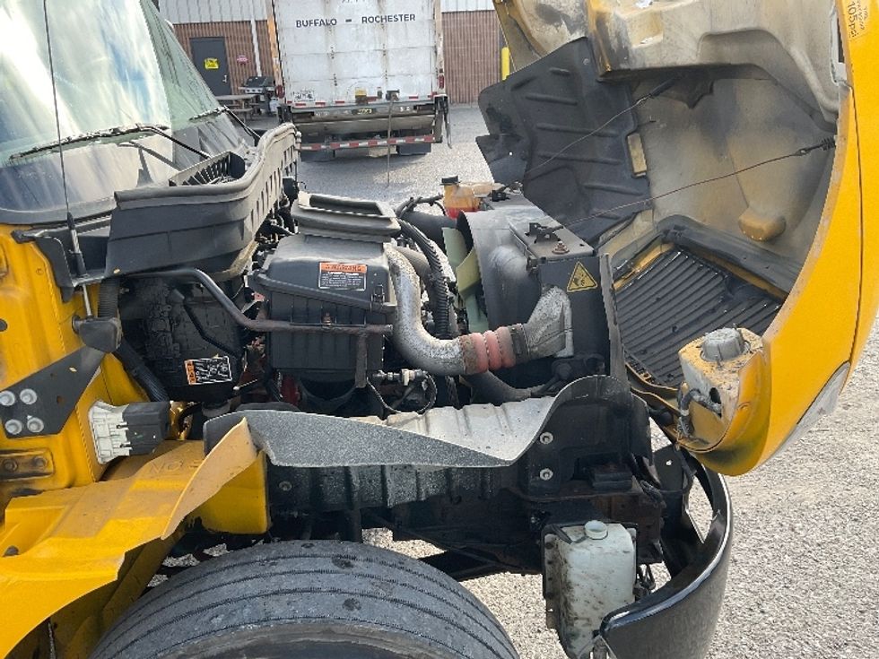 Medium Duty Box Truck-Light and Medium Duty Trucks-International-2022-MV607-Buffalo-NY-208,334\n\t\tmiles-$ 45,500 - Image 23