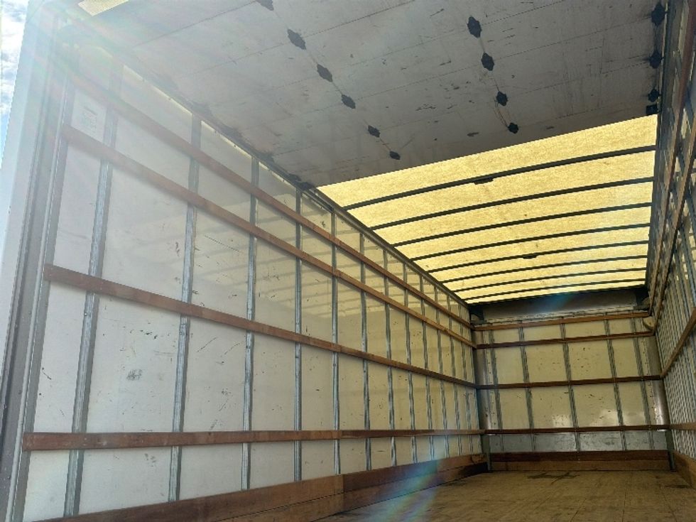 Medium Duty Box Truck-Light and Medium Duty Trucks-International-2022-MV607-Burlington-NJ-251,100\n\t\tmiles-$ 38,000 - Image 11