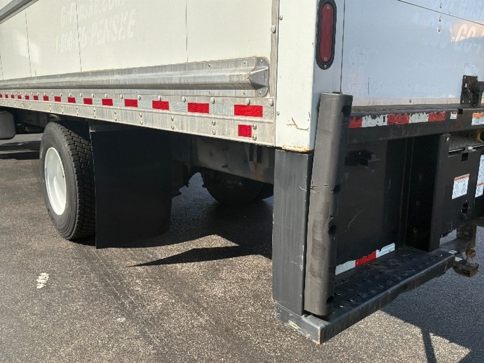 Medium Duty Box Truck-Light and Medium Duty Trucks-International-2022-MV607-Burlington-NJ-251,100\n\t\tmiles-$ 38,000 - Image 26