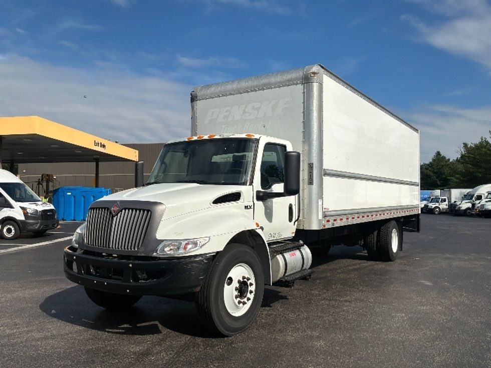 Medium Duty Box Truck-Light and Medium Duty Trucks-International-2022-MV607-Burlington-NJ-251,100\n\t\tmiles-$ 38,000 - Image 3