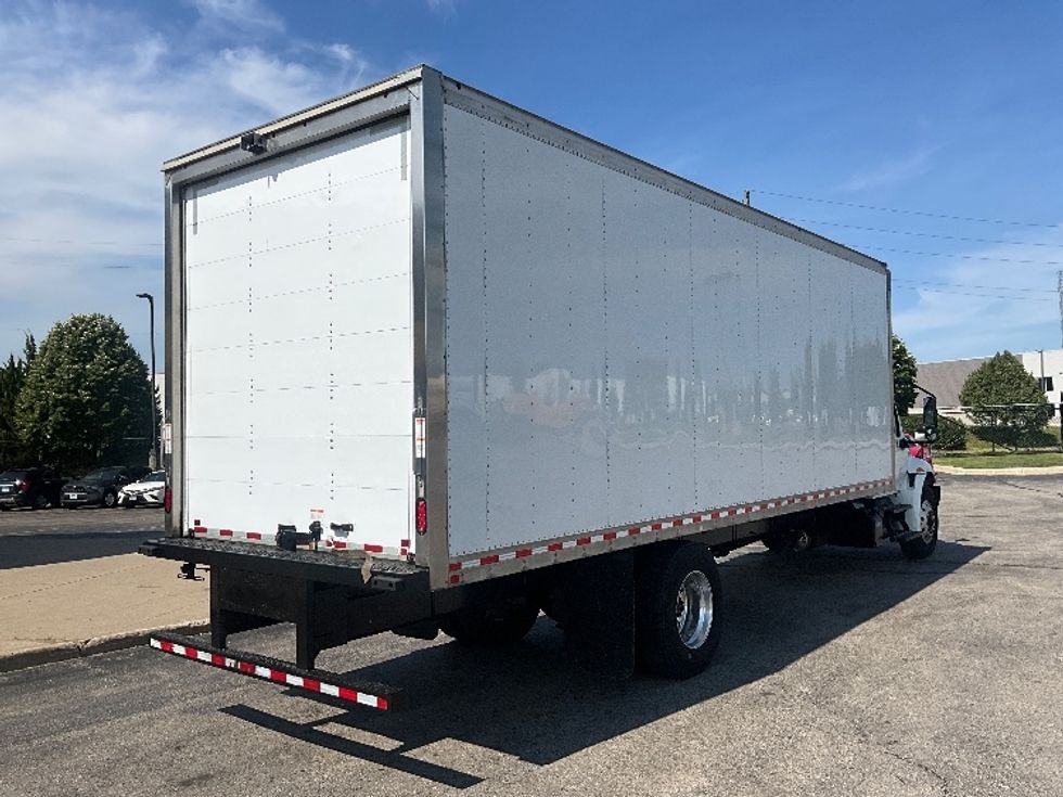 Medium Duty Box Truck-Light and Medium Duty Trucks-International-2022-MV607-Cambridge-ON-312,334\n\t\tkm-$ 58,250 - Image 8