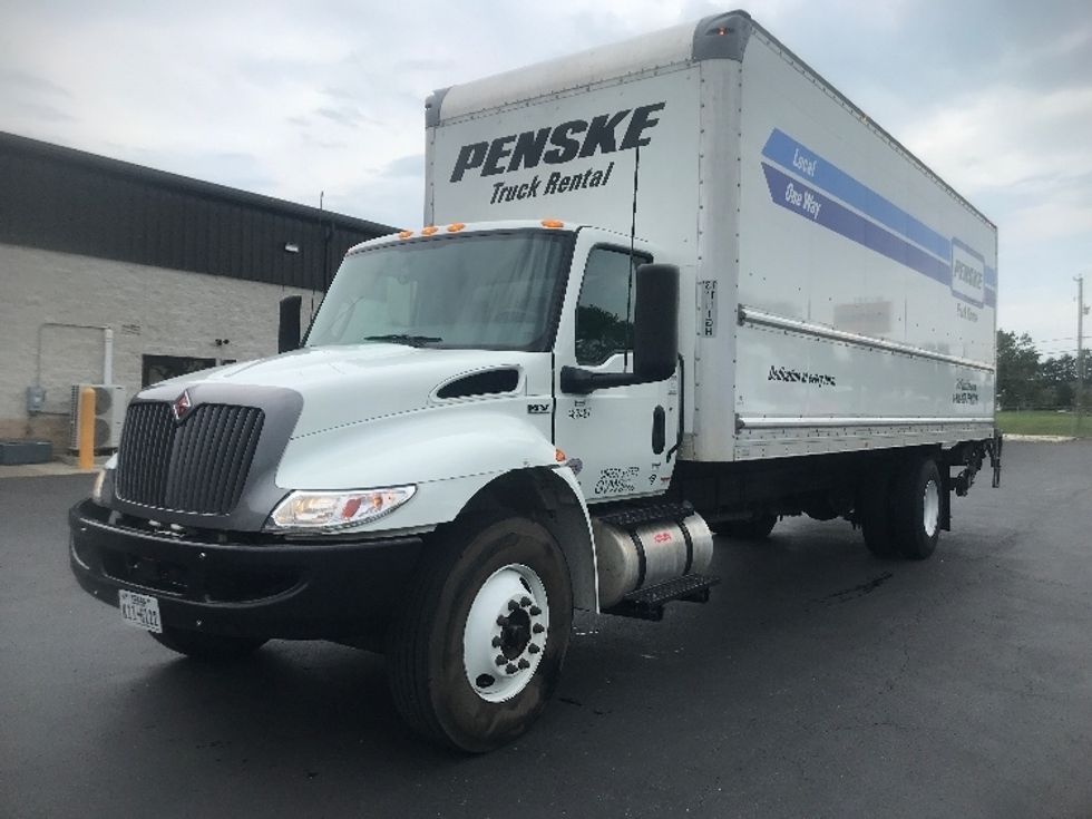 Medium Duty Box Truck-Light and Medium Duty Trucks-International-2022-MV607-Capitol Heights-MD-256,131\n\t\tmiles-$ 41,750 - Image 3