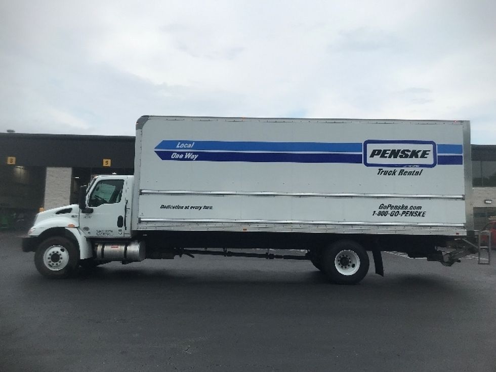 Medium Duty Box Truck-Light and Medium Duty Trucks-International-2022-MV607-Capitol Heights-MD-256,131\n\t\tmiles-$ 41,750 - Image 4