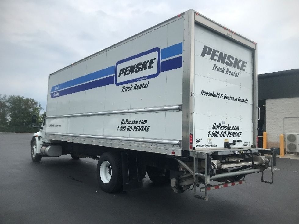 Medium Duty Box Truck-Light and Medium Duty Trucks-International-2022-MV607-Capitol Heights-MD-256,131\n\t\tmiles-$ 41,750 - Image 6