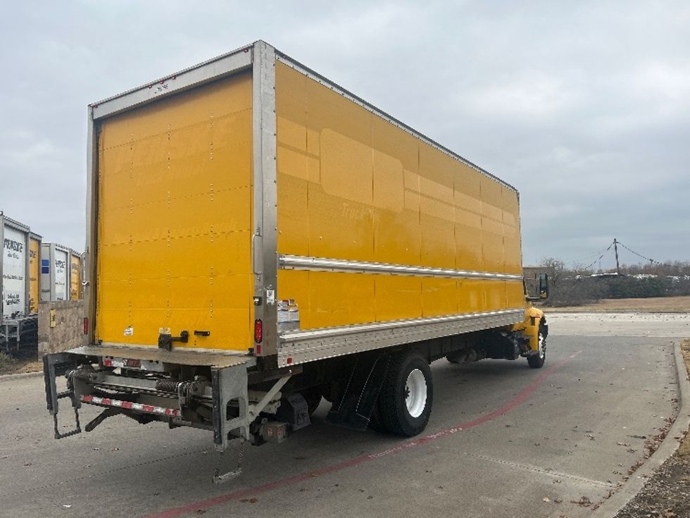 Medium Duty Box Truck-Light and Medium Duty Trucks-International-2022-MV607-Carrollton-TX-107,750\n\t\tmiles-$ 71,250 - Image 13