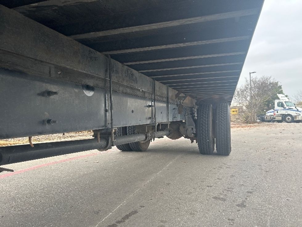 Medium Duty Box Truck-Light and Medium Duty Trucks-International-2022-MV607-Carrollton-TX-107,750\n\t\tmiles-$ 71,250 - Image 5