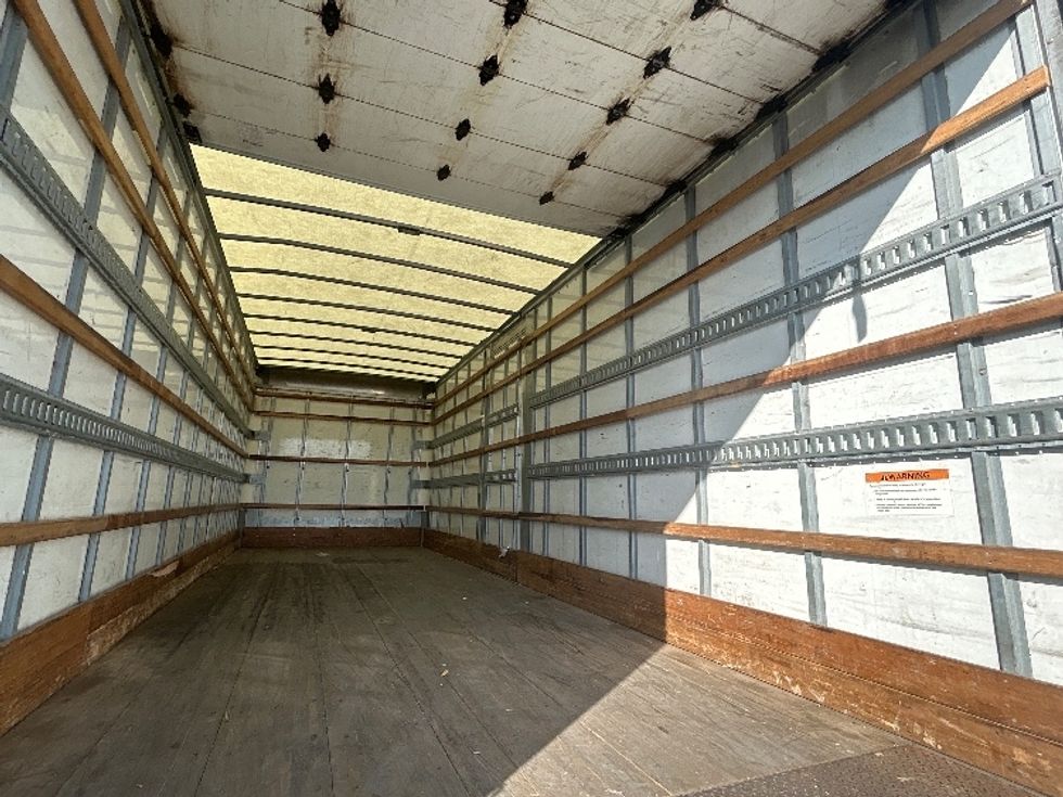 Medium Duty Box Truck-Light and Medium Duty Trucks-International-2022-MV607-Charlotte-NC-258,684\n\t\tmiles-$ 47,500 - Image 12