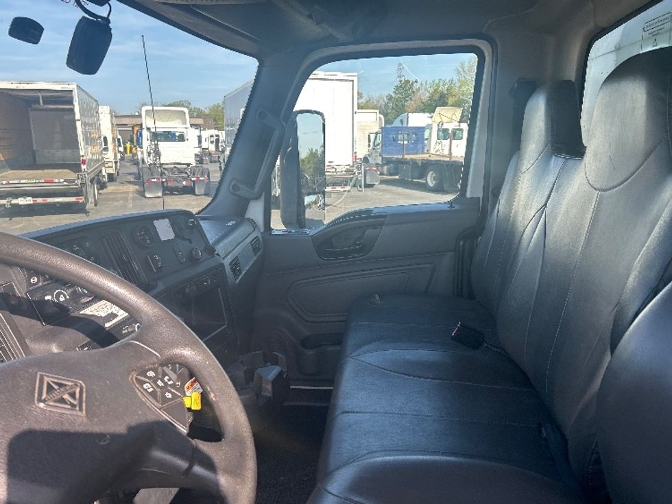 Medium Duty Box Truck-Light and Medium Duty Trucks-International-2022-MV607-Charlotte-NC-258,684\n\t\tmiles-$ 47,500 - Image 19
