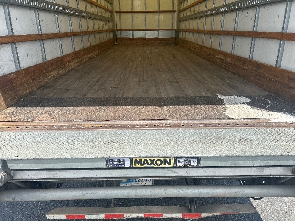 Medium Duty Box Truck-Light and Medium Duty Trucks-International-2022-MV607-Charlotte-NC-276,918\n\t\tmiles-$ 47,000 - Image 10