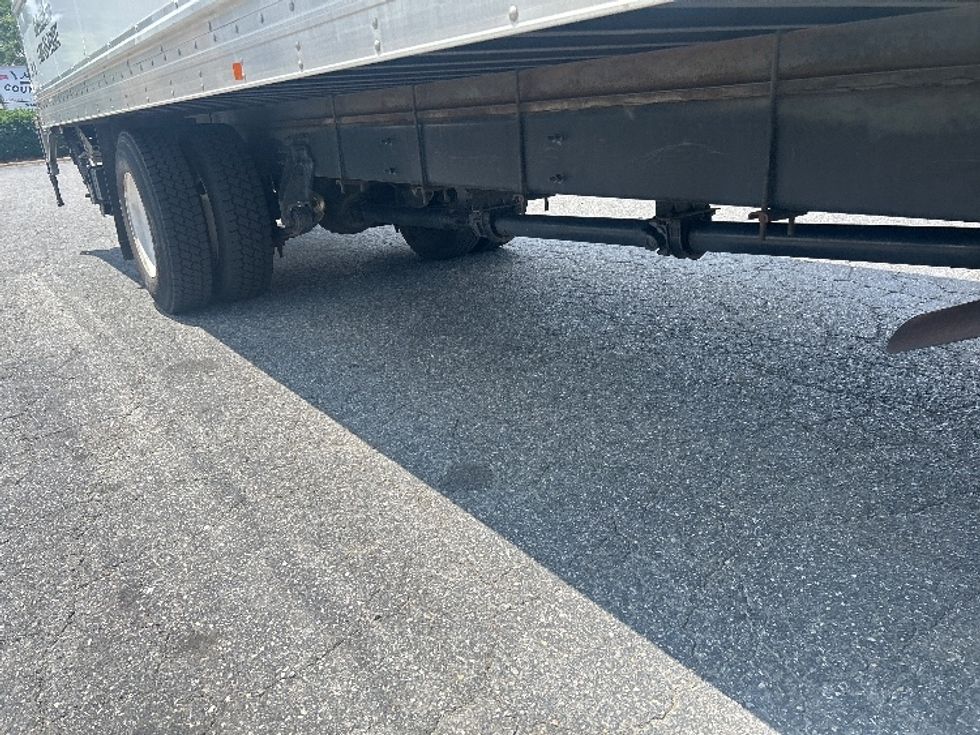 Medium Duty Box Truck-Light and Medium Duty Trucks-International-2022-MV607-Charlotte-NC-276,918\n\t\tmiles-$ 47,000 - Image 14
