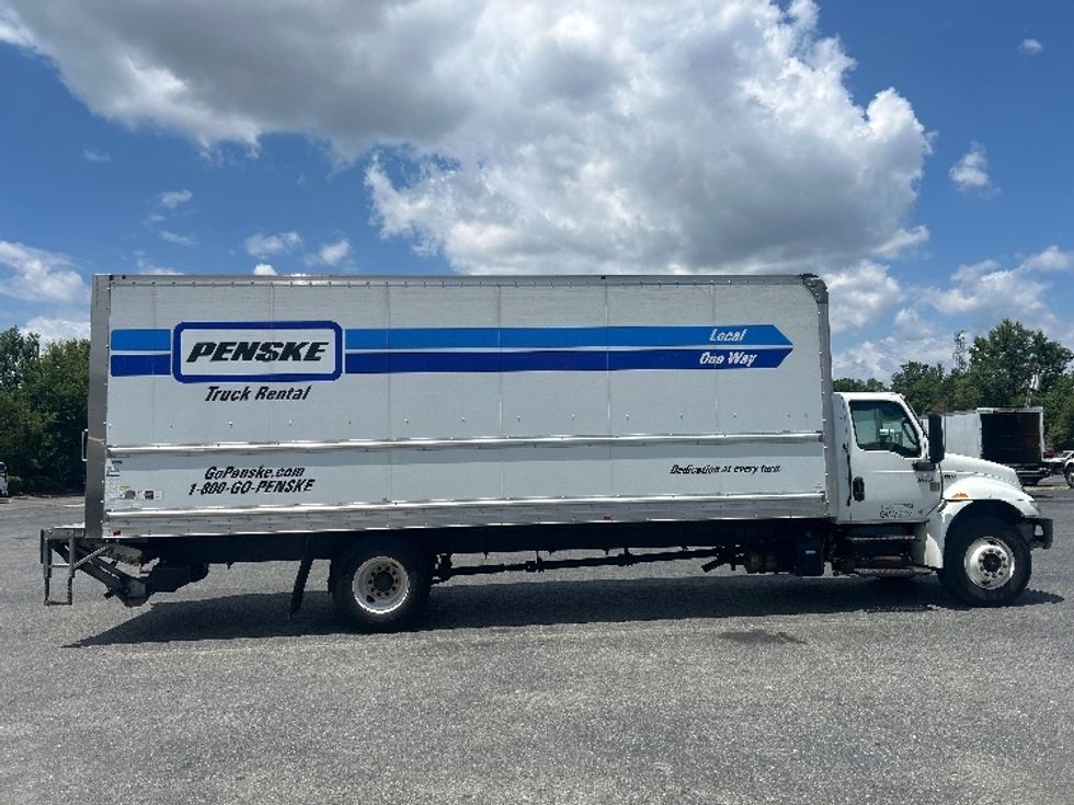 Medium Duty Box Truck-Light and Medium Duty Trucks-International-2022-MV607-Charlotte-NC-276,918\n\t\tmiles-$ 47,000 - Image 15