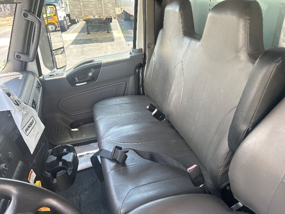 Medium Duty Box Truck-Light and Medium Duty Trucks-International-2022-MV607-Charlotte-NC-276,918\n\t\tmiles-$ 47,000 - Image 19