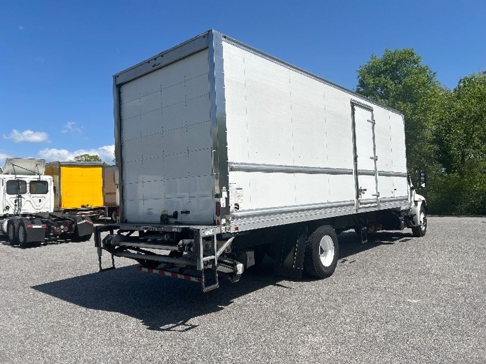 Medium Duty Box Truck-Light and Medium Duty Trucks-International-2022-MV607-Chesapeake-VA-121,532\n\t\tmiles-$ 71,250 - Image 13