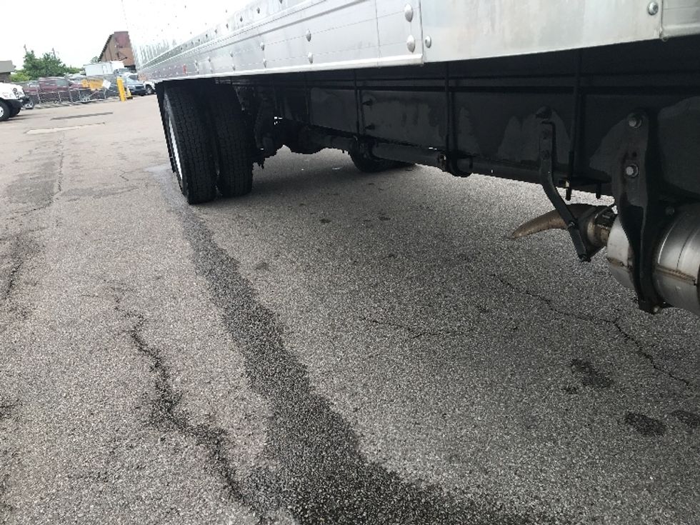 Medium Duty Box Truck-Light and Medium Duty Trucks-International-2022-MV607-Cincinnati-OH-7,780\n\t\tmiles-$ 76,000 - Image 13