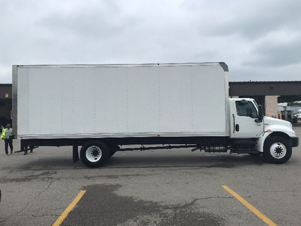 Medium Duty Box Truck-Light and Medium Duty Trucks-International-2022-MV607-Cincinnati-OH-7,780\n\t\tmiles-$ 76,000 - Image 14