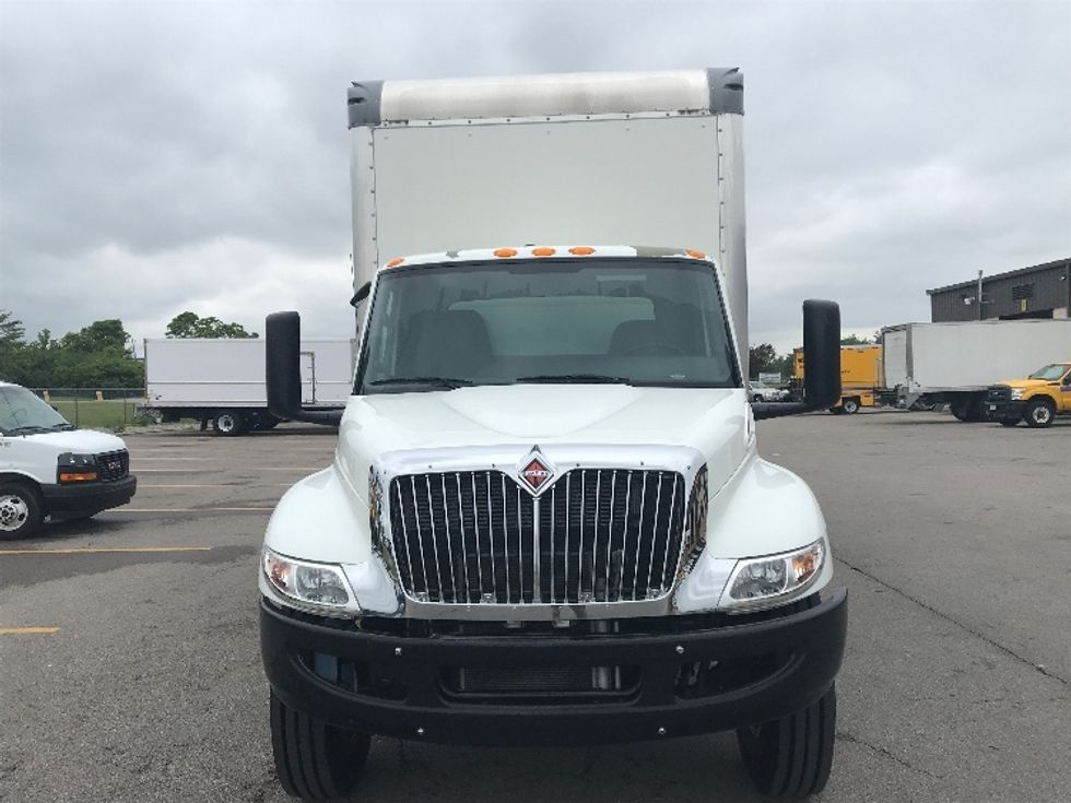 Medium Duty Box Truck-Light and Medium Duty Trucks-International-2022-MV607-Cincinnati-OH-7,780\n\t\tmiles-$ 76,000 - Image 2