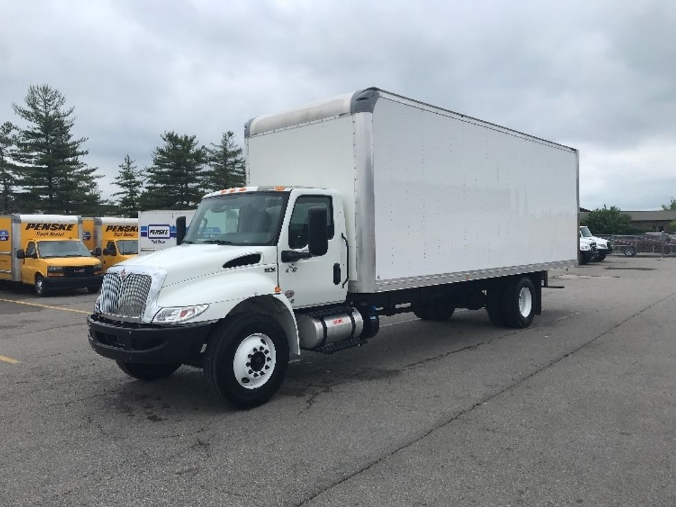 Medium Duty Box Truck-Light and Medium Duty Trucks-International-2022-MV607-Cincinnati-OH-7,780\n\t\tmiles-$ 76,000 - Image 3