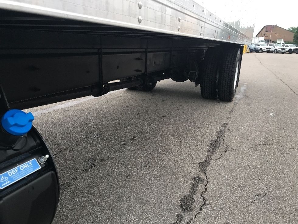 Medium Duty Box Truck-Light and Medium Duty Trucks-International-2022-MV607-Cincinnati-OH-7,780\n\t\tmiles-$ 76,000 - Image 5