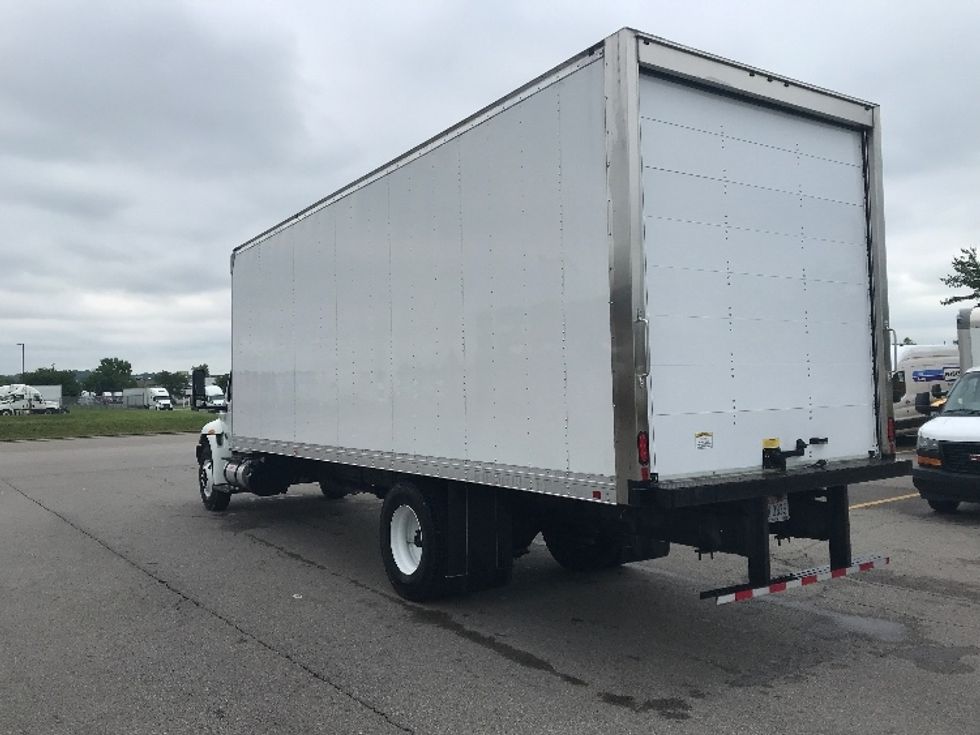 Medium Duty Box Truck-Light and Medium Duty Trucks-International-2022-MV607-Cincinnati-OH-7,780\n\t\tmiles-$ 76,000 - Image 6