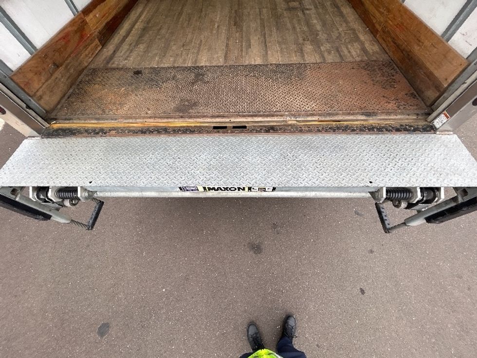 Medium Duty Box Truck-Light and Medium Duty Trucks-International-2022-MV607-Clackamas-OR-122,872\n\t\tmiles-$ 68,250 - Image 10