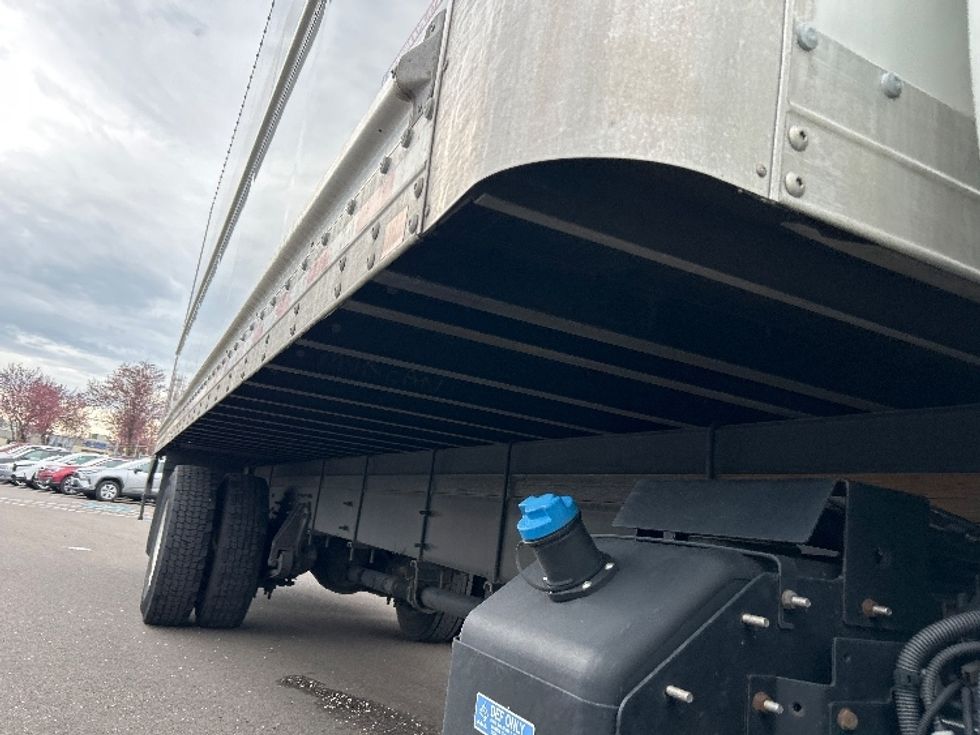 Medium Duty Box Truck-Light and Medium Duty Trucks-International-2022-MV607-Clackamas-OR-122,872\n\t\tmiles-$ 68,250 - Image 14