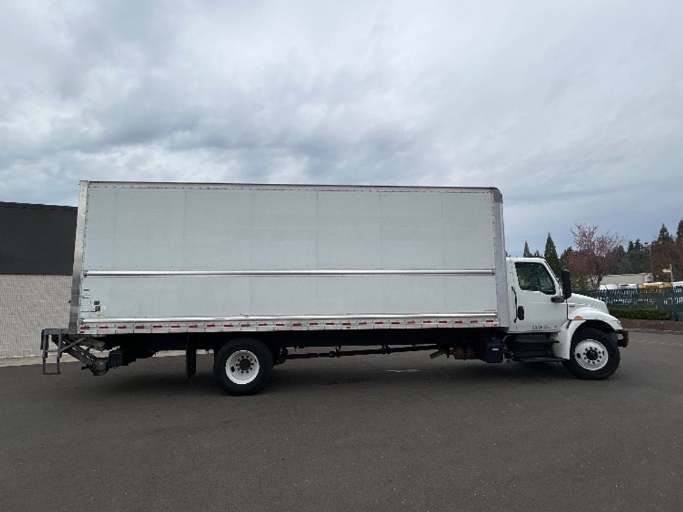 Medium Duty Box Truck-Light and Medium Duty Trucks-International-2022-MV607-Clackamas-OR-122,872\n\t\tmiles-$ 68,250 - Image 15