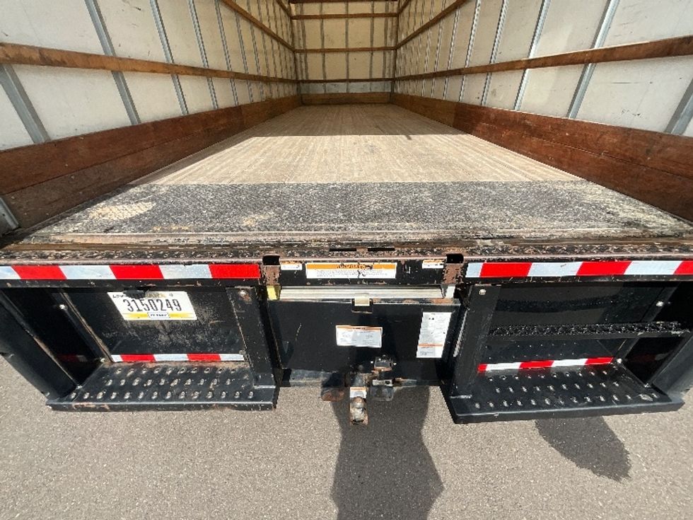 Medium Duty Box Truck-Light and Medium Duty Trucks-International-2022-MV607-Clackamas-OR-362,917\n\t\tmiles-$ 24,000 - Image 10