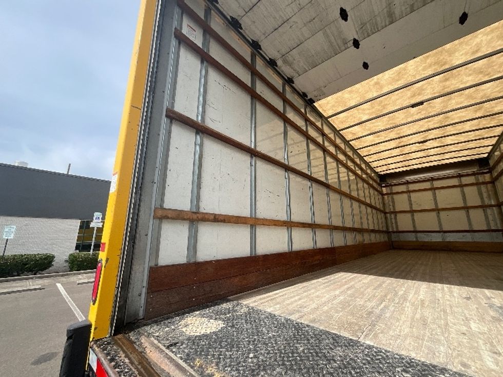 Medium Duty Box Truck-Light and Medium Duty Trucks-International-2022-MV607-Clackamas-OR-362,917\n\t\tmiles-$ 24,000 - Image 11