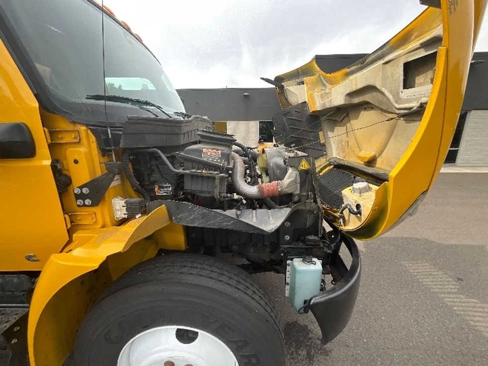 Medium Duty Box Truck-Light and Medium Duty Trucks-International-2022-MV607-Clackamas-OR-362,917\n\t\tmiles-$ 24,000 - Image 23