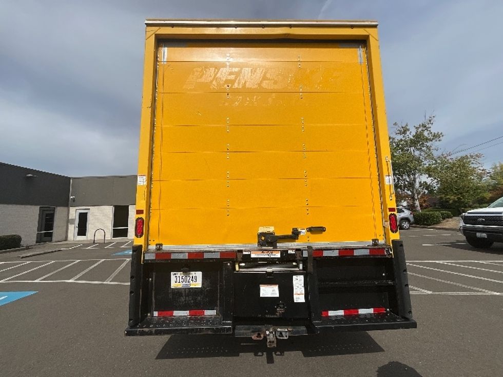 Medium Duty Box Truck-Light and Medium Duty Trucks-International-2022-MV607-Clackamas-OR-362,917\n\t\tmiles-$ 24,000 - Image 7