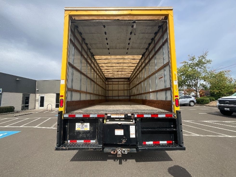 Medium Duty Box Truck-Light and Medium Duty Trucks-International-2022-MV607-Clackamas-OR-362,917\n\t\tmiles-$ 24,000 - Image 8