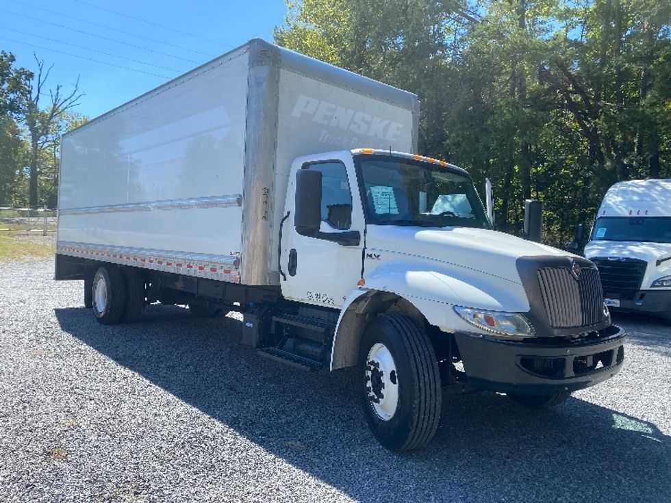 Medium Duty Box Truck-Light and Medium Duty Trucks-International-2022-MV607-Cleveland-TN-241,397\n\t\tmiles-$ 42,750 - Image 1