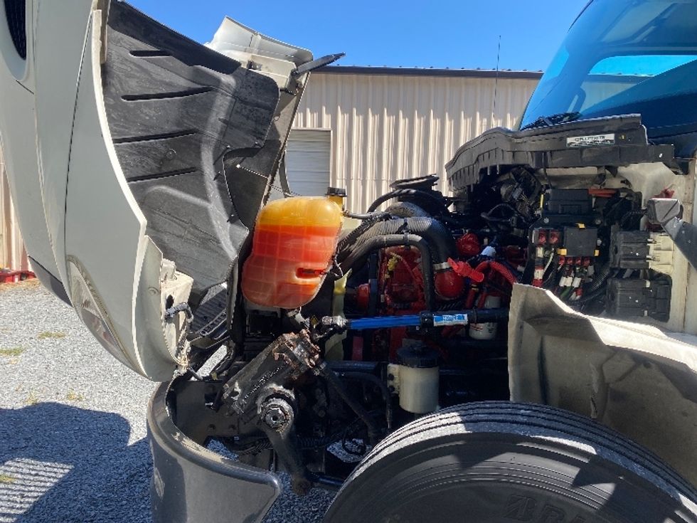 Medium Duty Box Truck-Light and Medium Duty Trucks-International-2022-MV607-Cleveland-TN-241,397\n\t\tmiles-$ 42,750 - Image 22