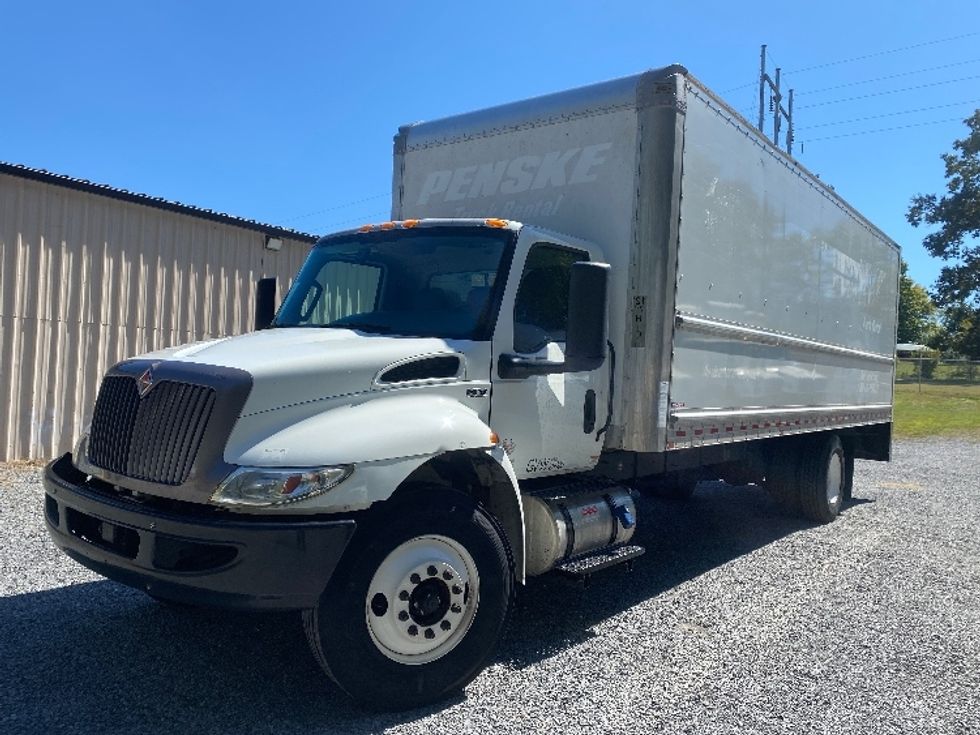 Medium Duty Box Truck-Light and Medium Duty Trucks-International-2022-MV607-Cleveland-TN-241,397\n\t\tmiles-$ 42,750 - Image 3