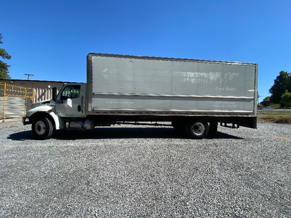 Medium Duty Box Truck-Light and Medium Duty Trucks-International-2022-MV607-Cleveland-TN-241,397\n\t\tmiles-$ 42,750 - Image 4