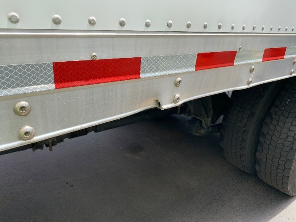 Medium Duty Box Truck-Light and Medium Duty Trucks-International-2022-MV607-Coburg-OR-124,237\n\t\tmiles-$ 70,000 - Image 27