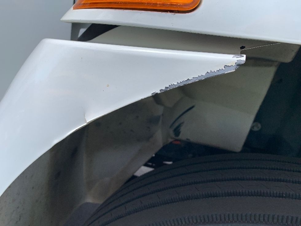 Medium Duty Box Truck-Light and Medium Duty Trucks-International-2022-MV607-Coburg-OR-124,237\n\t\tmiles-$ 70,000 - Image 28