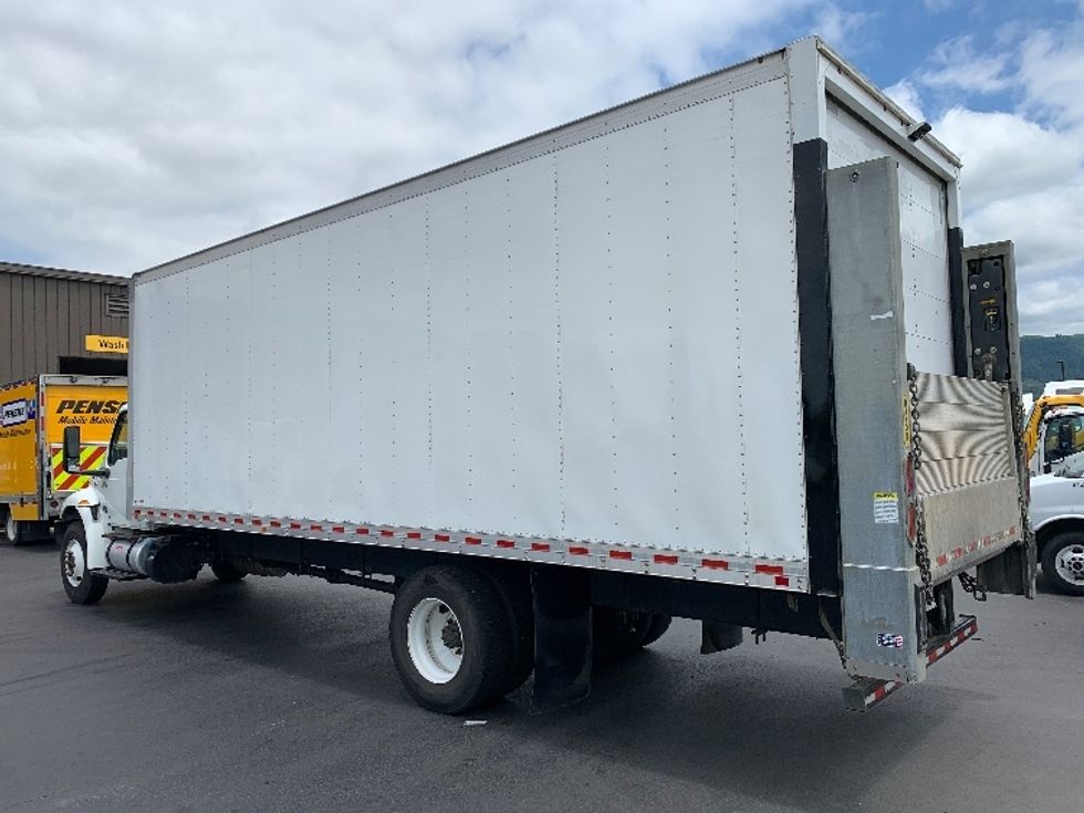 Medium Duty Box Truck-Light and Medium Duty Trucks-International-2022-MV607-Coburg-OR-124,237\n\t\tmiles-$ 70,000 - Image 6