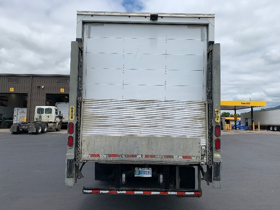 Medium Duty Box Truck-Light and Medium Duty Trucks-International-2022-MV607-Coburg-OR-124,237\n\t\tmiles-$ 70,000 - Image 7