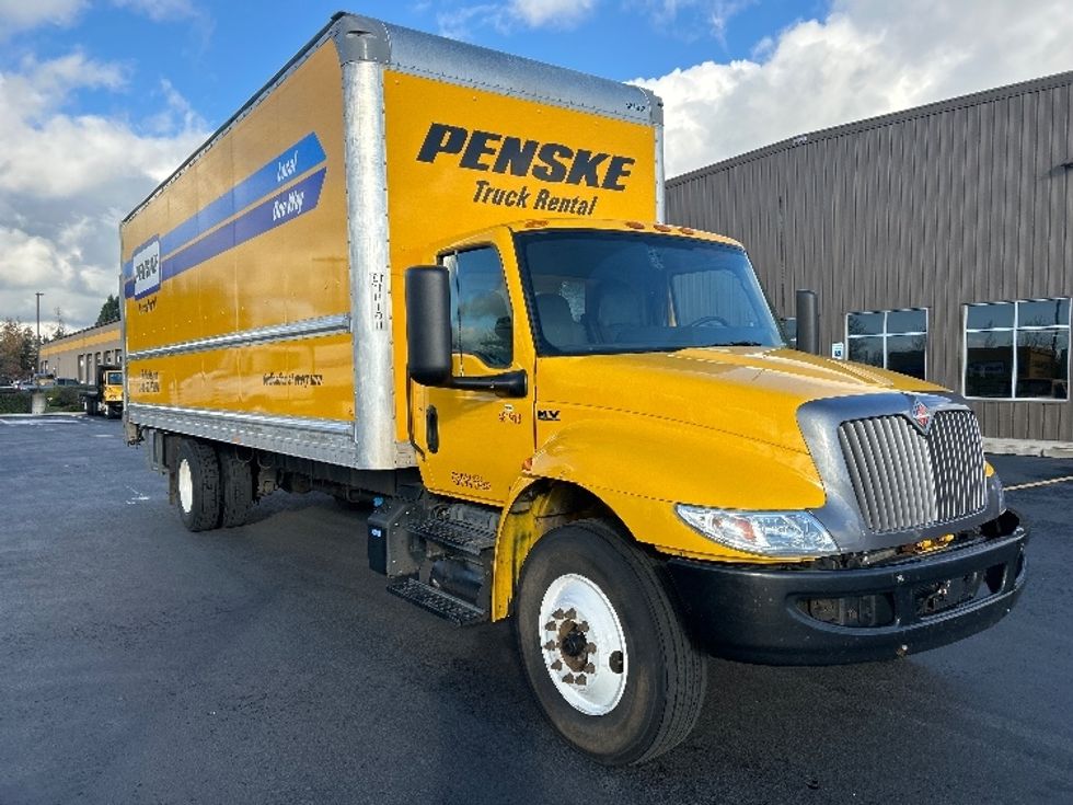 Medium Duty Box Truck-Light and Medium Duty Trucks-International-2022-MV607-Coburg-OR-233,819\n\t\tmiles-$ 49,250 - Image 1