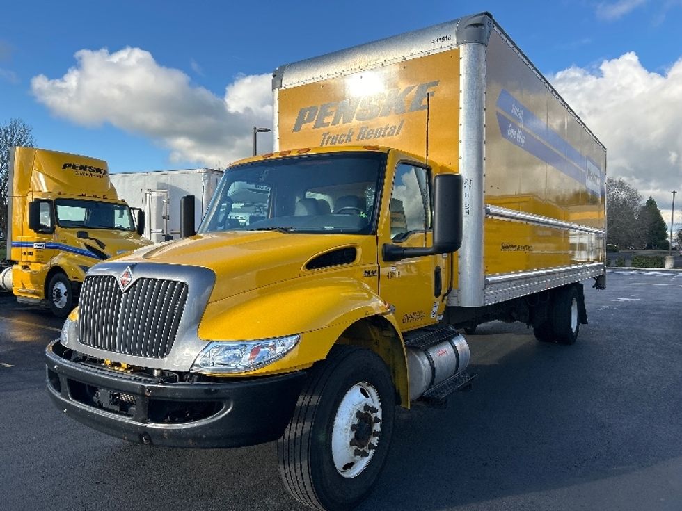 Medium Duty Box Truck-Light and Medium Duty Trucks-International-2022-MV607-Coburg-OR-233,819\n\t\tmiles-$ 49,250 - Image 3