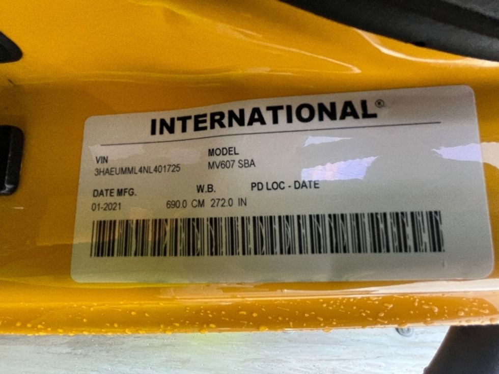 Medium Duty Box Truck-Light and Medium Duty Trucks-International-2022-MV607-Coburg-OR-254,112\n\t\tmiles-$ 42,500 - Image 21