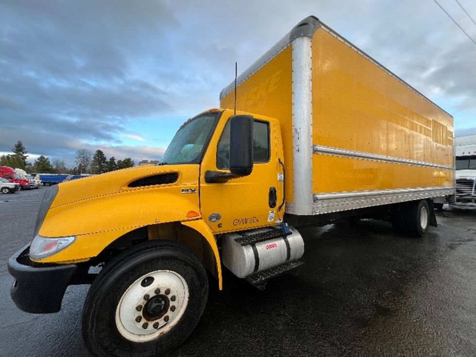 Medium Duty Box Truck-Light and Medium Duty Trucks-International-2022-MV607-Coburg-OR-254,112\n\t\tmiles-$ 42,500 - Image 4