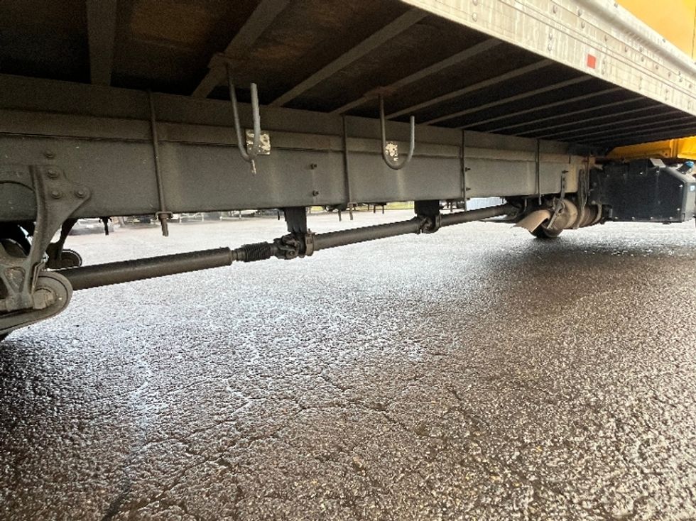 Medium Duty Box Truck-Light and Medium Duty Trucks-International-2022-MV607-Coburg-OR-254,112\n\t\tmiles-$ 42,500 - Image 6