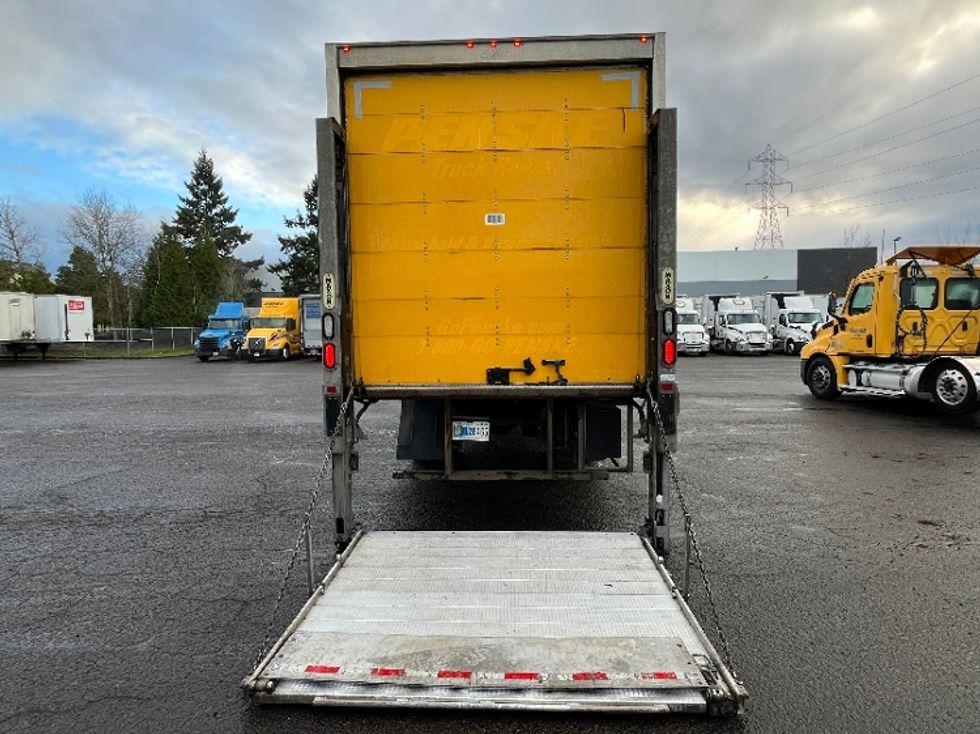 Medium Duty Box Truck-Light and Medium Duty Trucks-International-2022-MV607-Coburg-OR-254,112\n\t\tmiles-$ 42,500 - Image 9