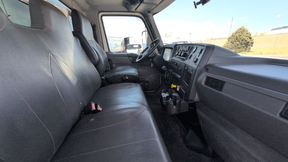 Medium Duty Box Truck-Light and Medium Duty Trucks-International-2022-MV607-Colorado Springs-CO-158,785\n\t\tmiles-$ 57,500 - Image 22