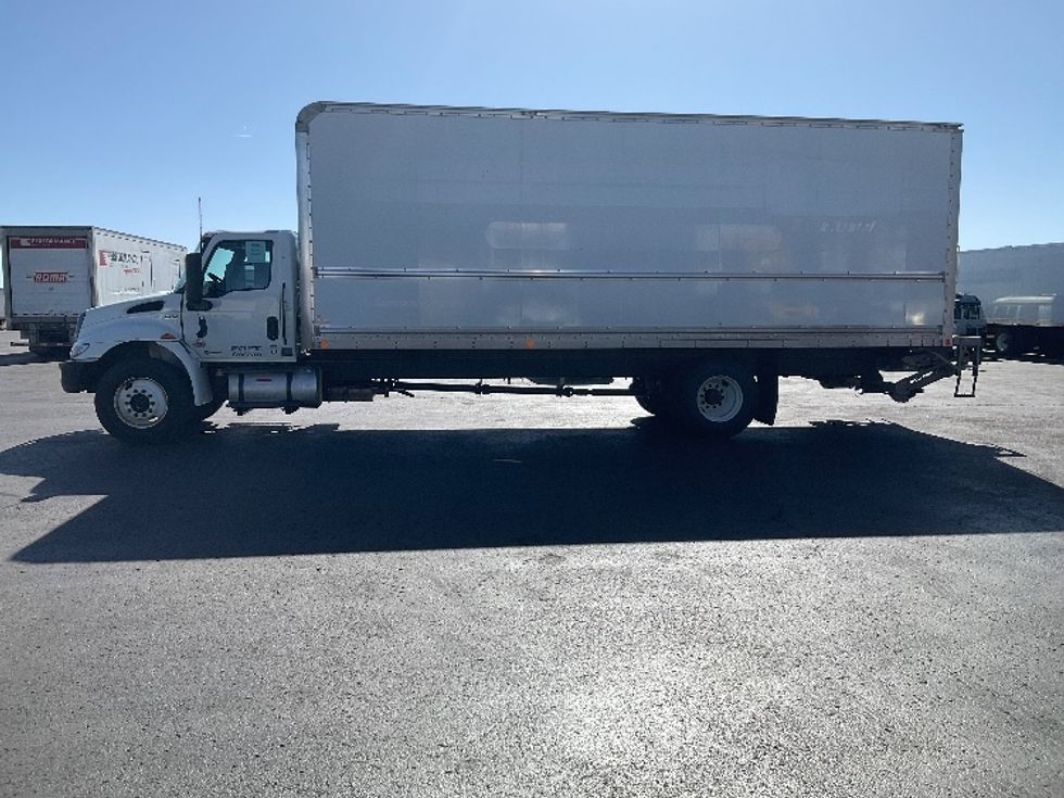 Medium Duty Box Truck-Light and Medium Duty Trucks-International-2022-MV607-Colorado Springs-CO-162,315\n\t\tmiles-$ 54,750 - Image 4