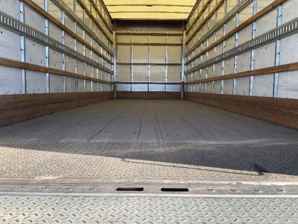 Medium Duty Box Truck-Light and Medium Duty Trucks-International-2022-MV607-Colorado Springs-CO-162,315\n\t\tmiles-$ 54,750 - Image 10