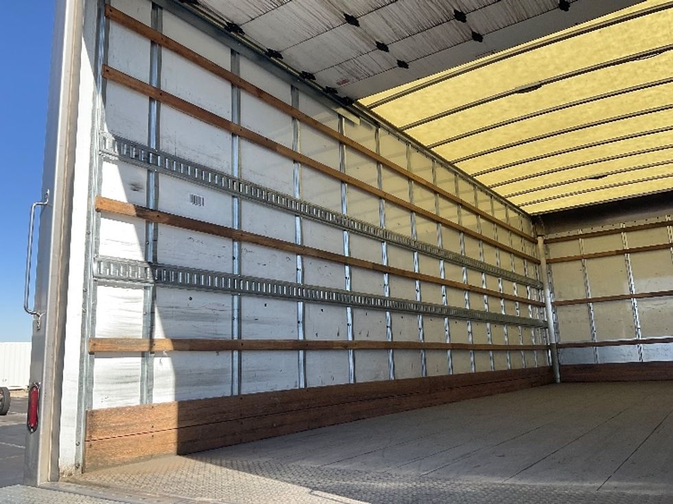 Medium Duty Box Truck-Light and Medium Duty Trucks-International-2022-MV607-Colorado Springs-CO-162,315\n\t\tmiles-$ 54,750 - Image 11