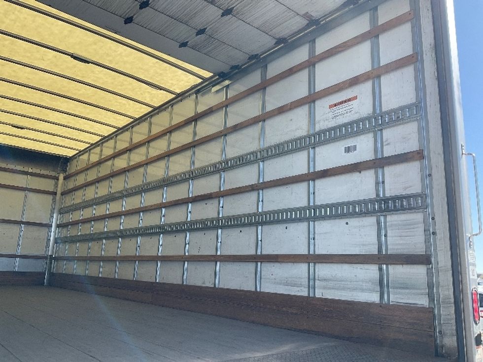Medium Duty Box Truck-Light and Medium Duty Trucks-International-2022-MV607-Colorado Springs-CO-162,315\n\t\tmiles-$ 54,750 - Image 12